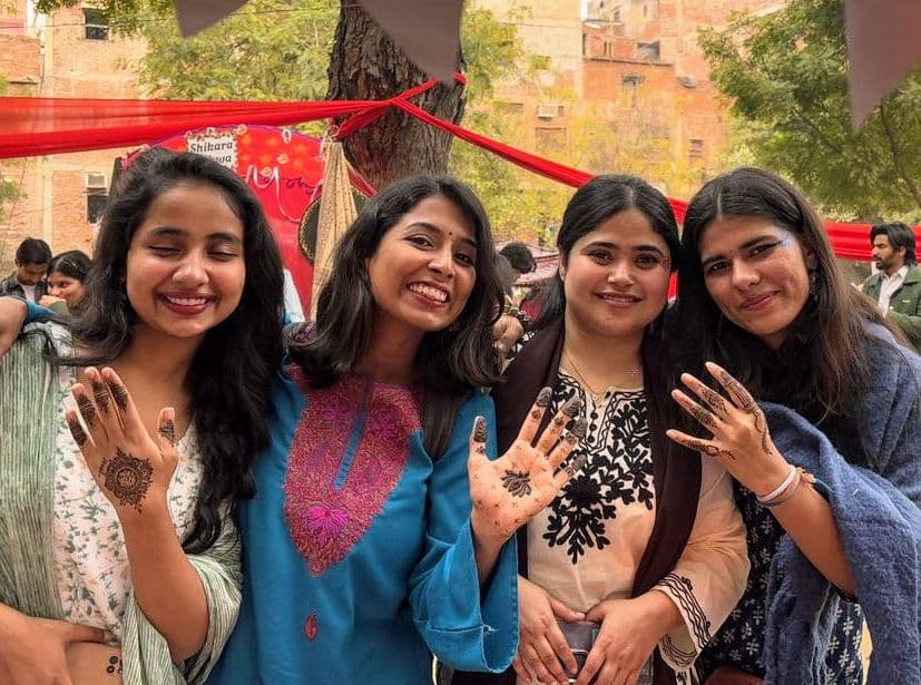 Happy Moments (1) - Happy Moments design